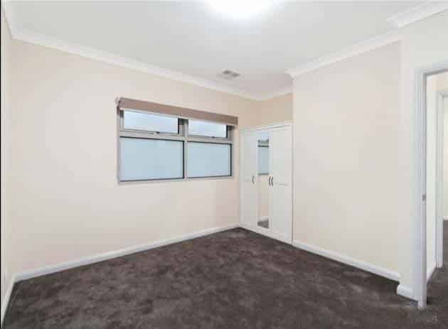 Room in a 5 Bed Apartment, 20B Milner Road, Hilton, Adelaide — student accommodation in Adelaide