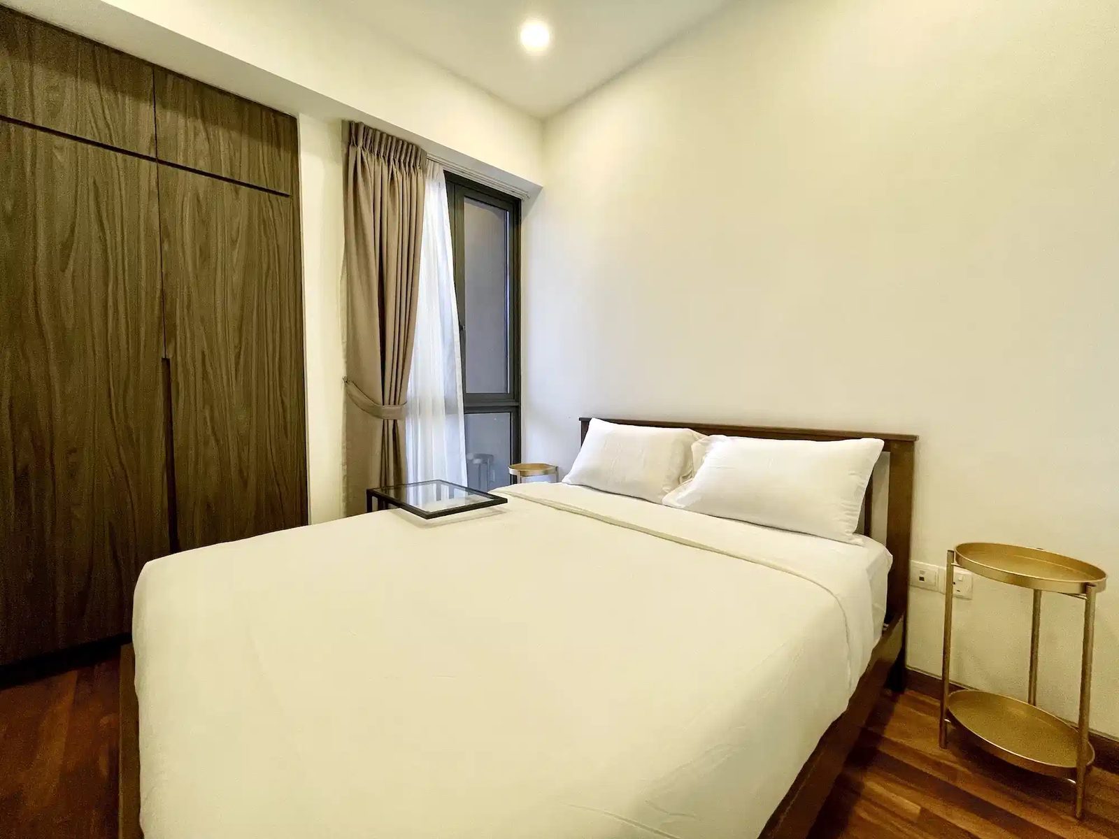 Room In A 3 Bedroom Apartment, 1 Lorong 27 Geylang